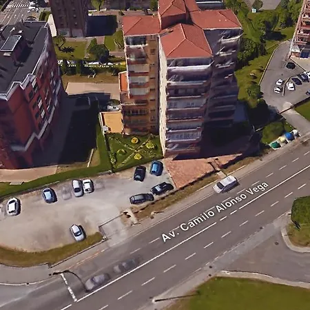 Appartement Sunny Apt Close To University With Parking And Wifi